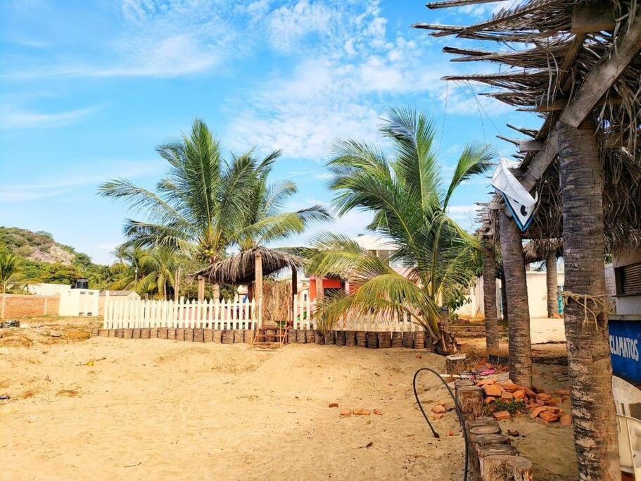 Casa A Pie De Playa Isla De La Piedra Mazatlán Exterior foto